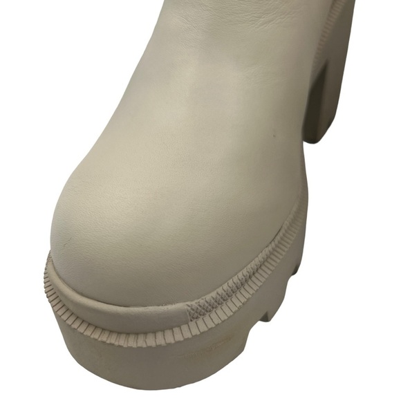 NWOT STEVE MADDEN Roxie Bootie Bone 11M - Picture 7 of 14